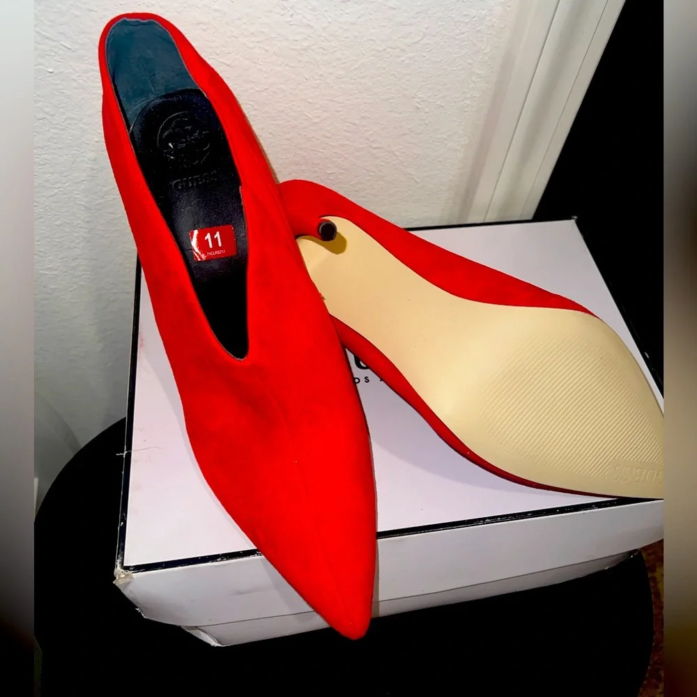 GUESS Sexy Red Bootie ♥️💋🔥 BRAND NEW! NEVER WORN! Smoke-free pet free always! - Picture 3 of 4